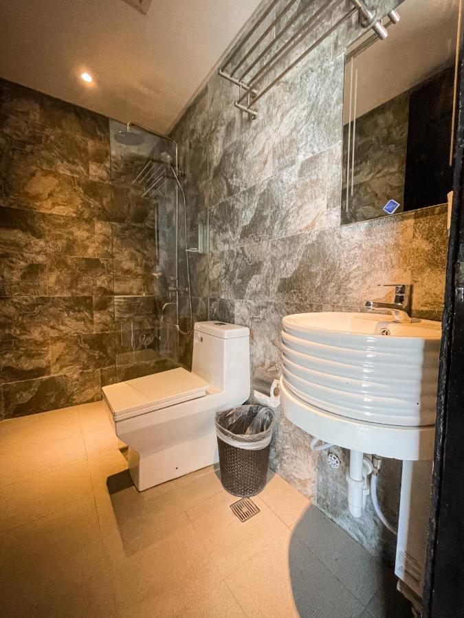Navarro Hotel Caticlan Εξωτερικό φωτογραφία