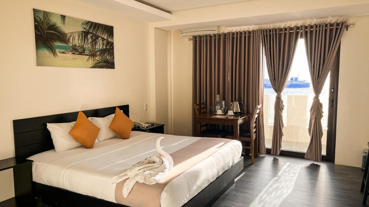 Navarro Hotel Caticlan Εξωτερικό φωτογραφία
