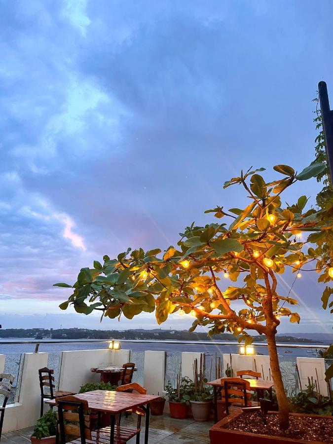 Navarro Hotel Caticlan Εξωτερικό φωτογραφία